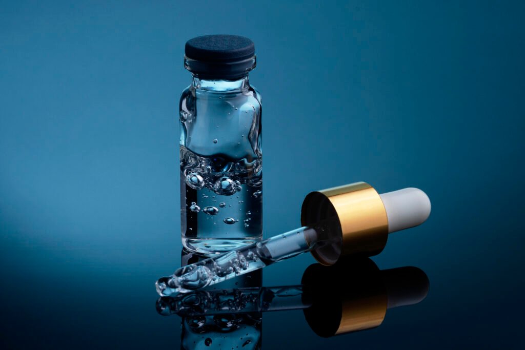 close-up-hyaluronic-acid-tratment